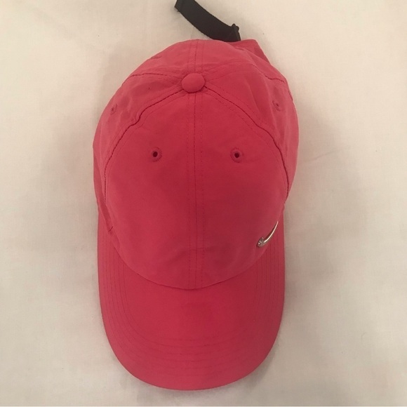Nike Heritage86 Woman's Adjustable Pink Ball Cap - Picture 11 of 16